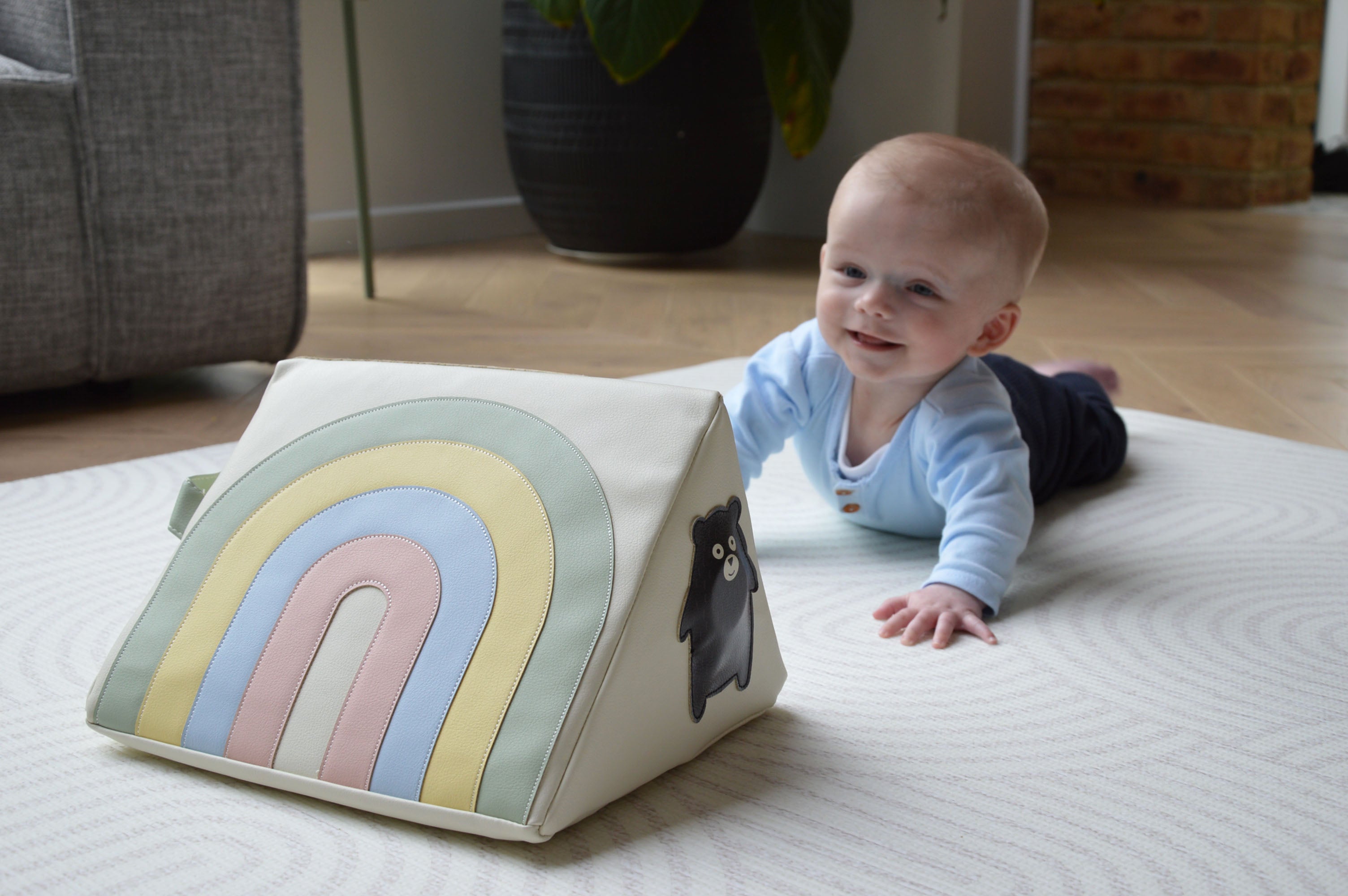 Introducing The TumTime, baby tummy time mirror
